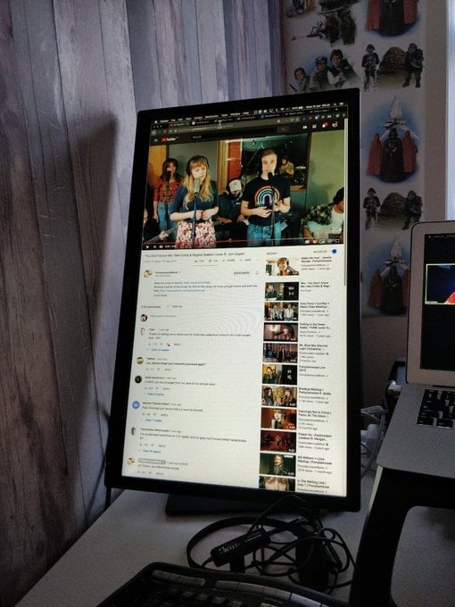 featured image for Just because I have a vertical screen, doesn’t mean I’m on a phone